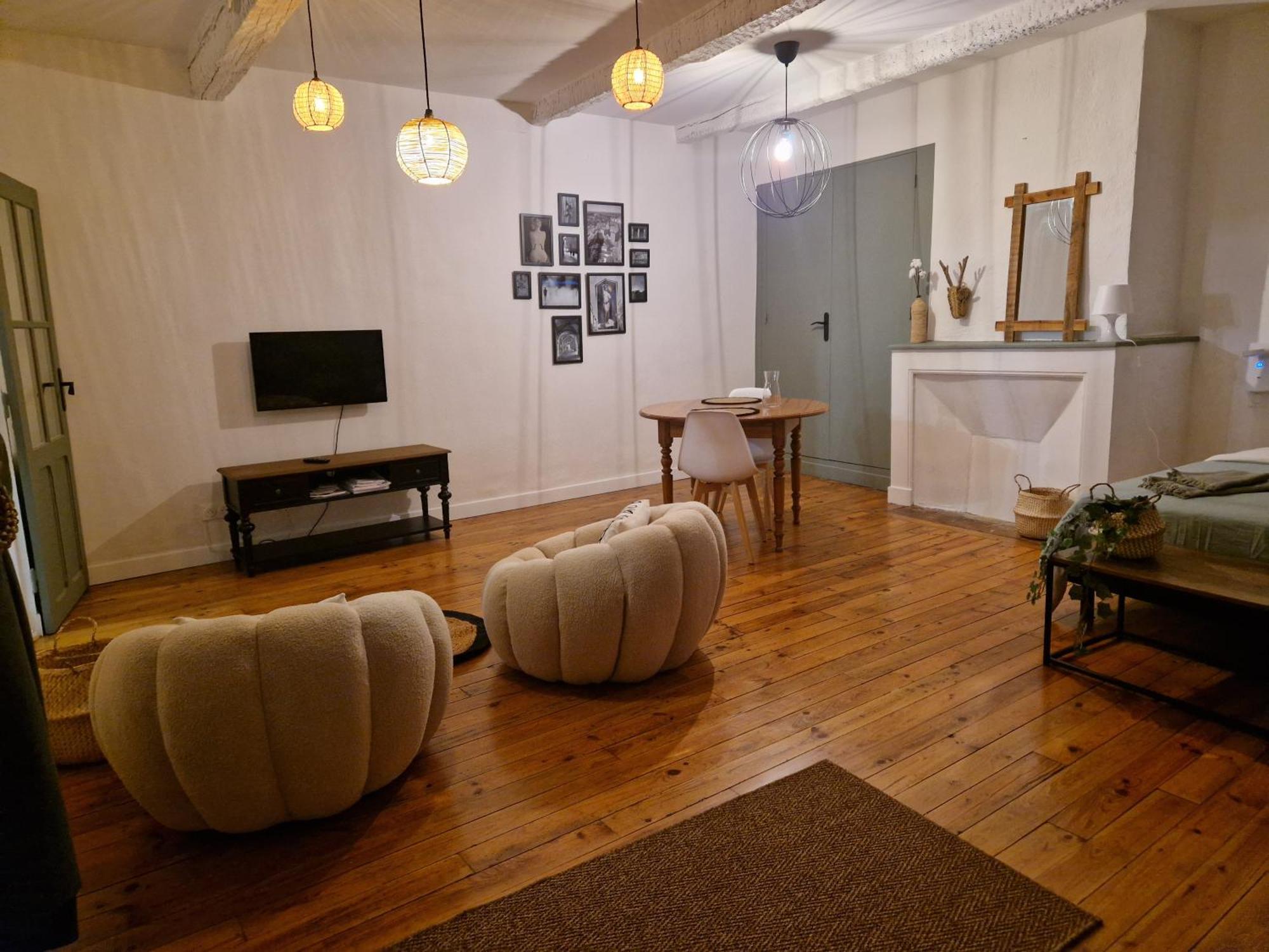 Residence Richelieu มงโตบ็อง ภายนอก รูปภาพ