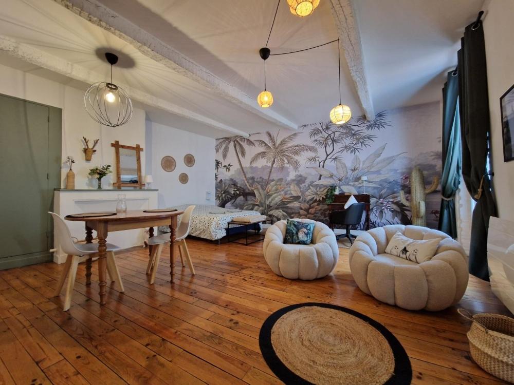 Residence Richelieu มงโตบ็อง ภายนอก รูปภาพ